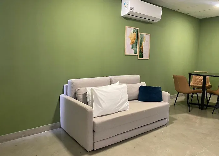 Damani Studios